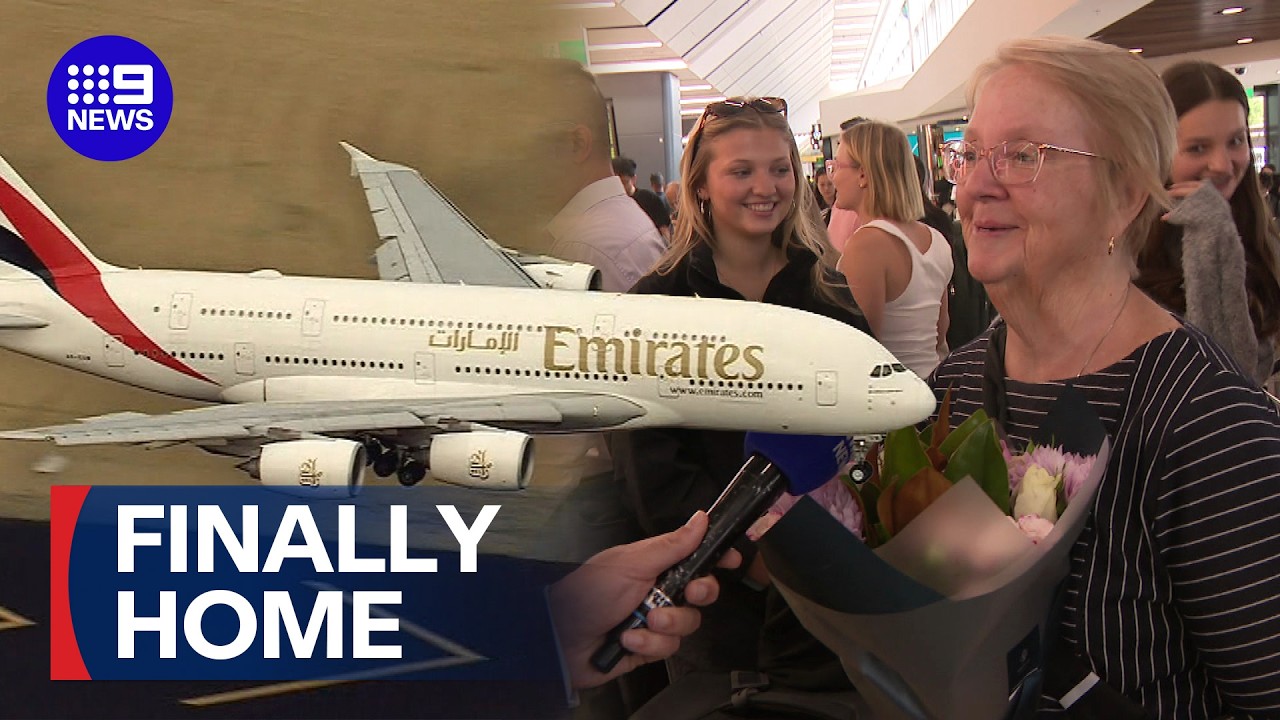Flight lands in Perth from Dubai | 9 News Australia