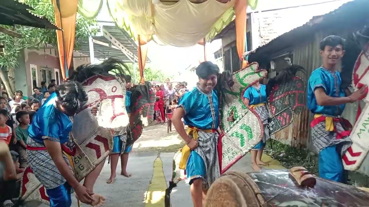 TARI PEMBUKAAN JARKEP :PAGUYUBAN SANGGAR MAWAR PUTIH MINGGU 15 DESEMBER 2024 JL.SEMPURNA Gg.MELATI 4
