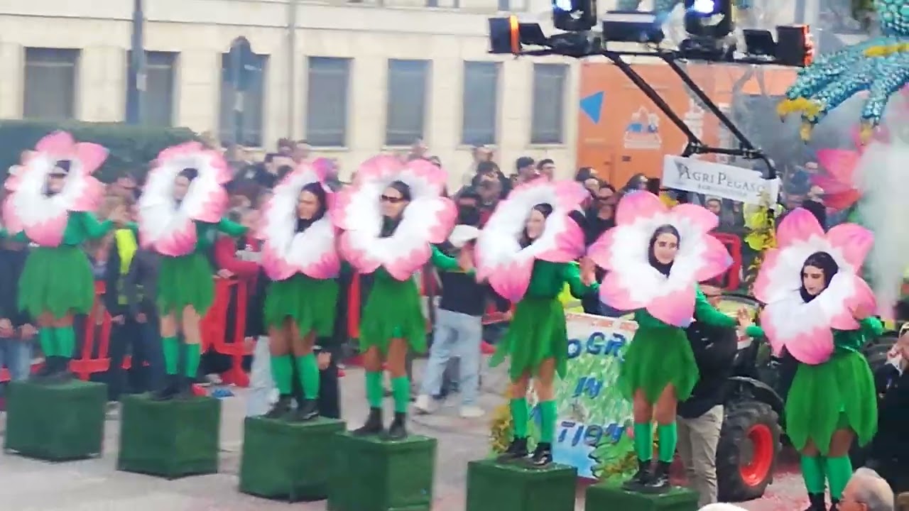 Carnevale di Larino CB Domenica 9 Marzo 2025