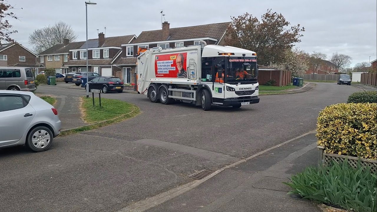 (Bin Lorry challenge day 5) Green and blue bin collections from today (read desc)