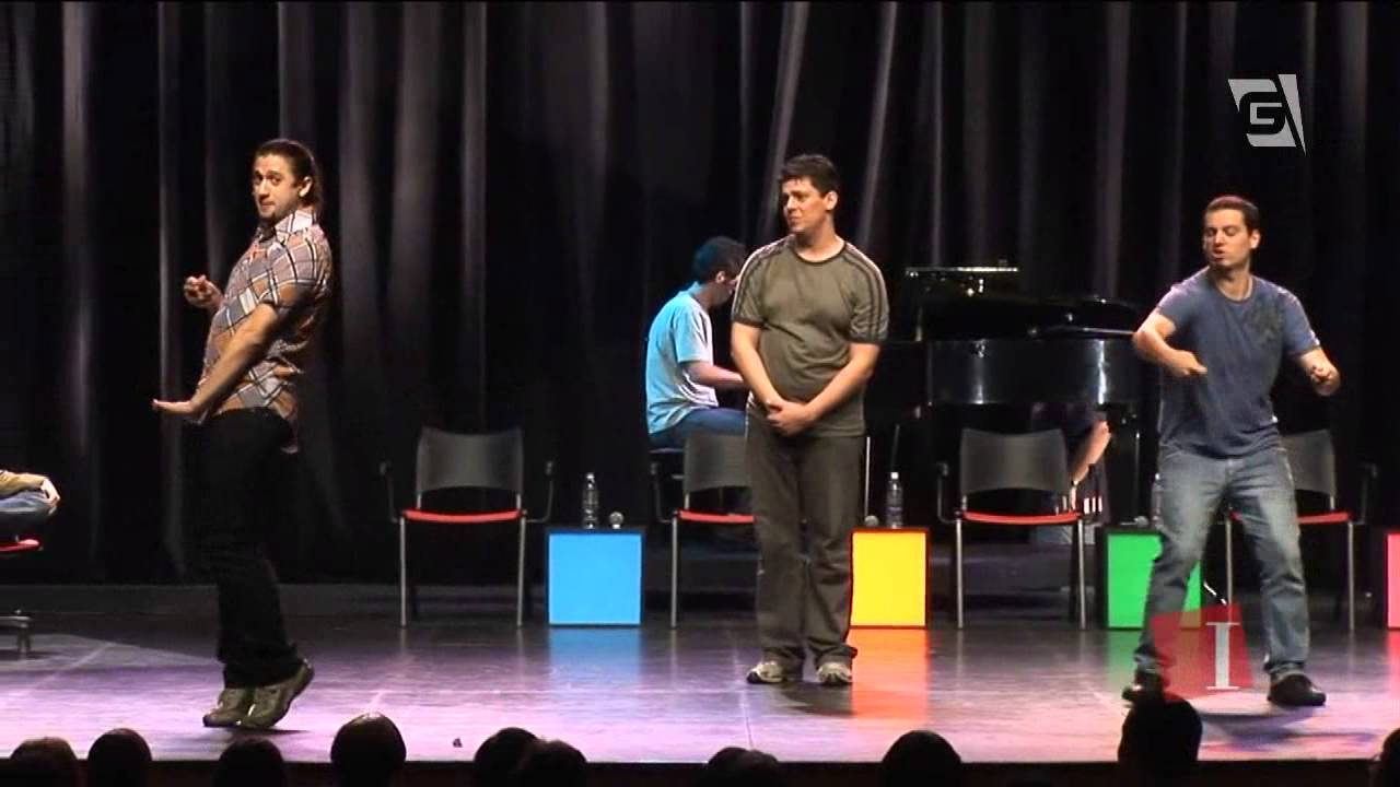 Os Barbixas fazem sucesso com humor improvisado