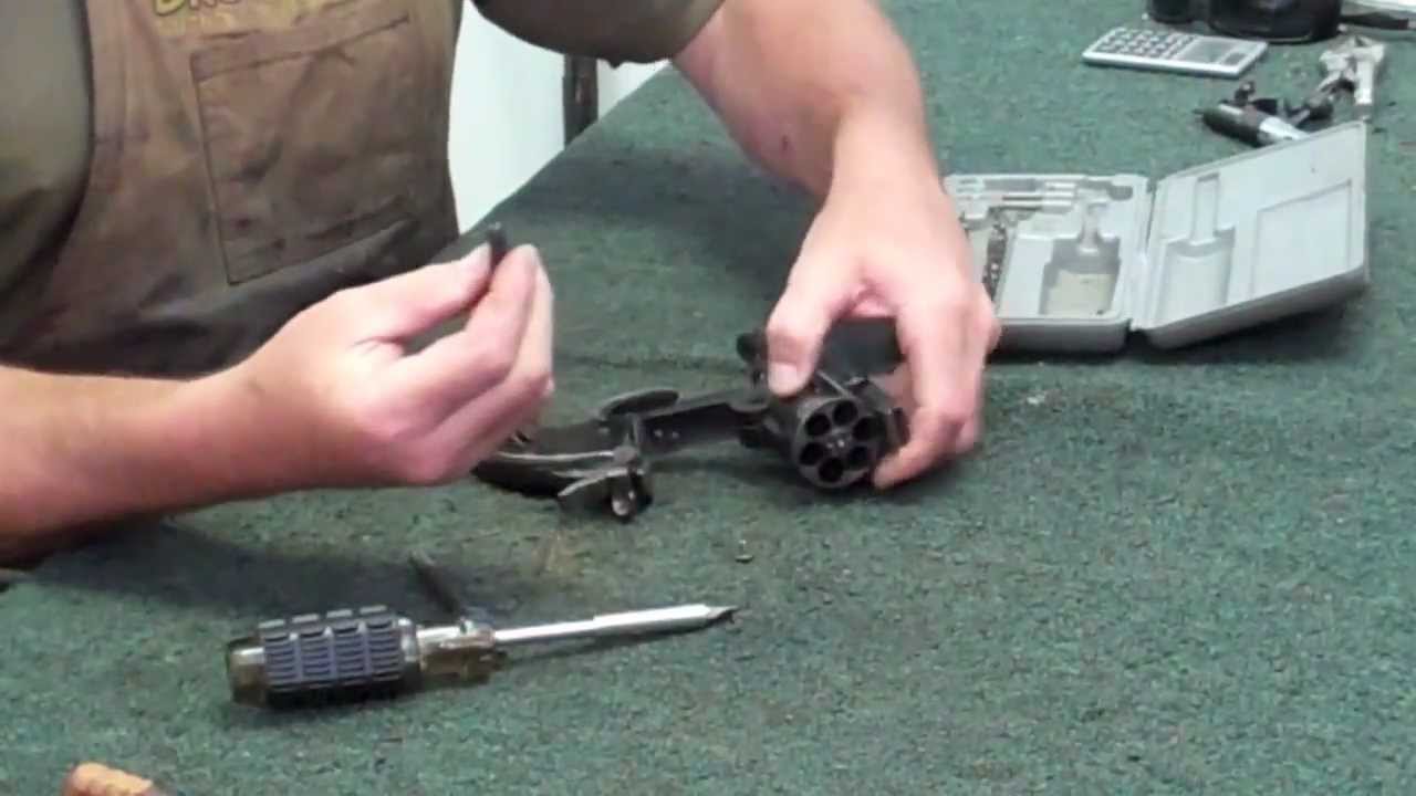 Разборка оружейника: Smith & Wesson Schofield (модель Uberti для укрытия) Gunworks