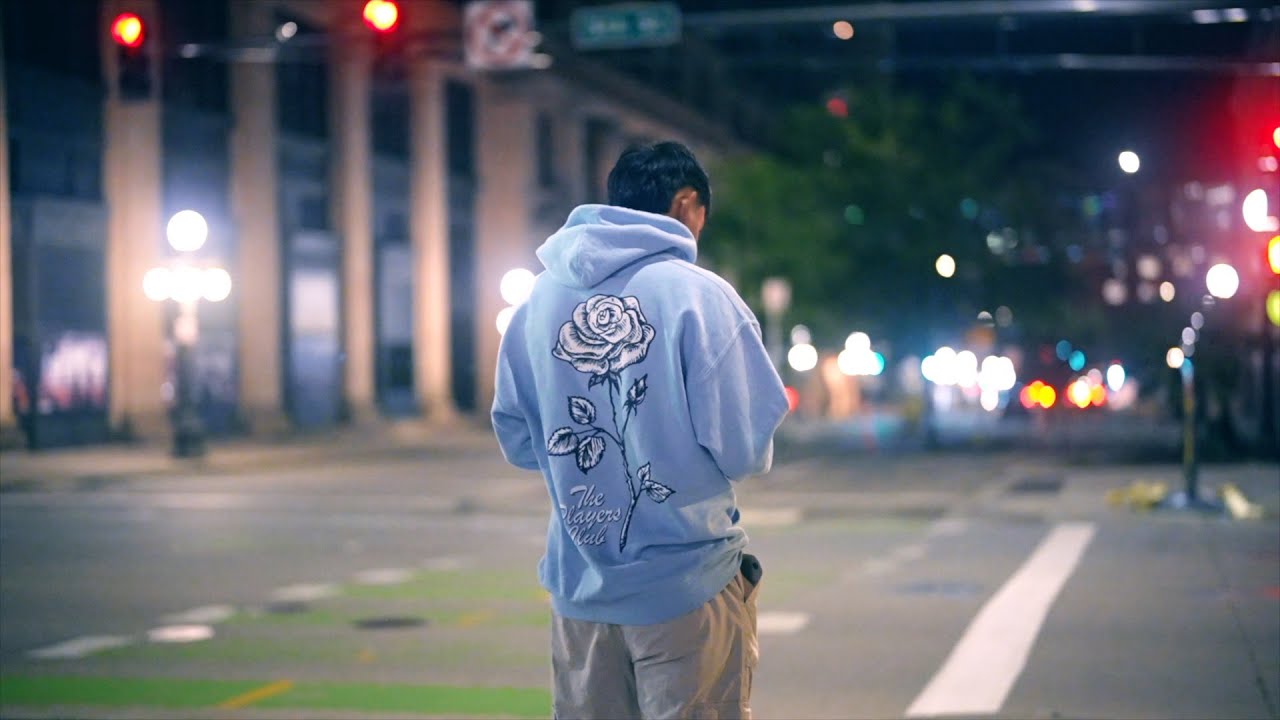 Chris Ster - Memories : ) - (Official MV)