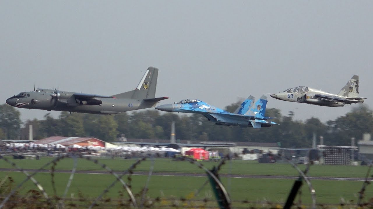 4Kᵁᴴᴰ Low Pass Arrival An-26, Su-27UB, Su-25UB Ukrainian Air Force @ RADOM AIRSHOW 2018