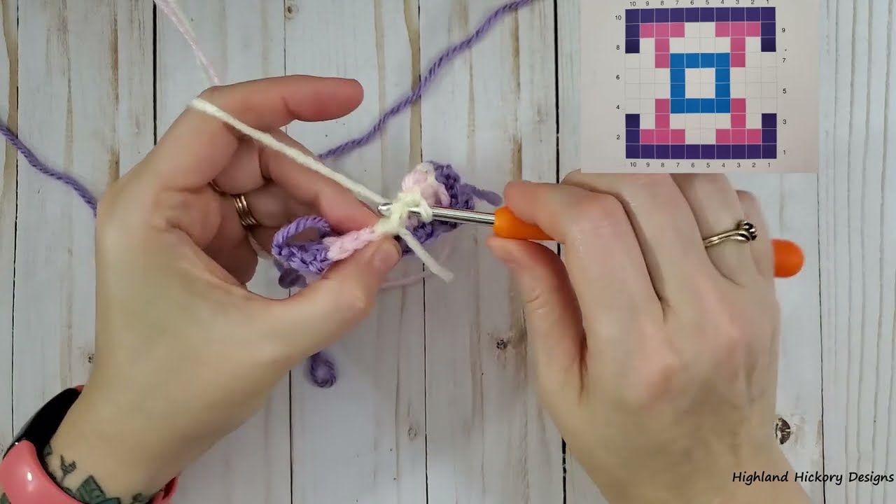 Tapestry Crochet Series: Video #6 How To Make Multiple Color Changes And Carry Yarn (RIGHT HANDED)