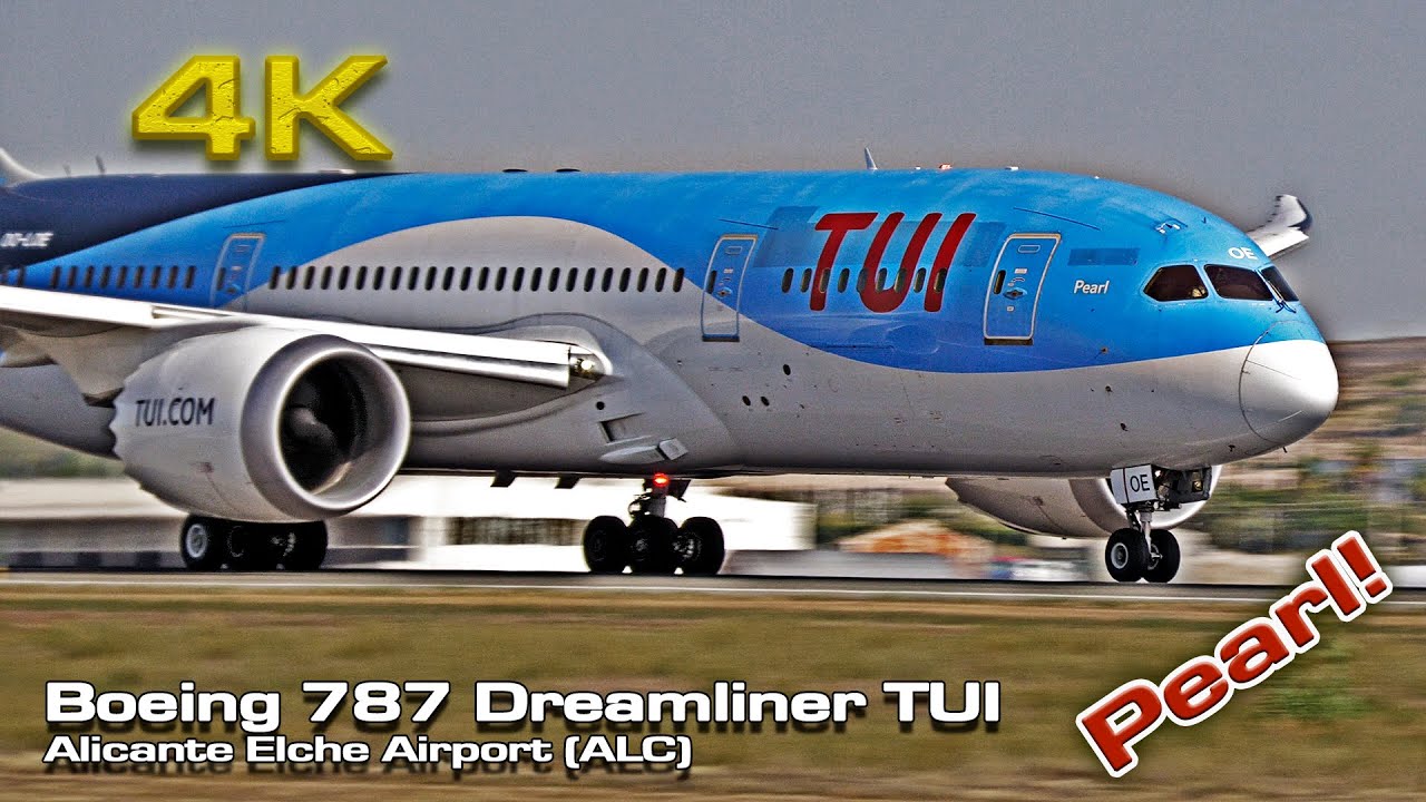 Boeing 787 Dreamliner TUI 