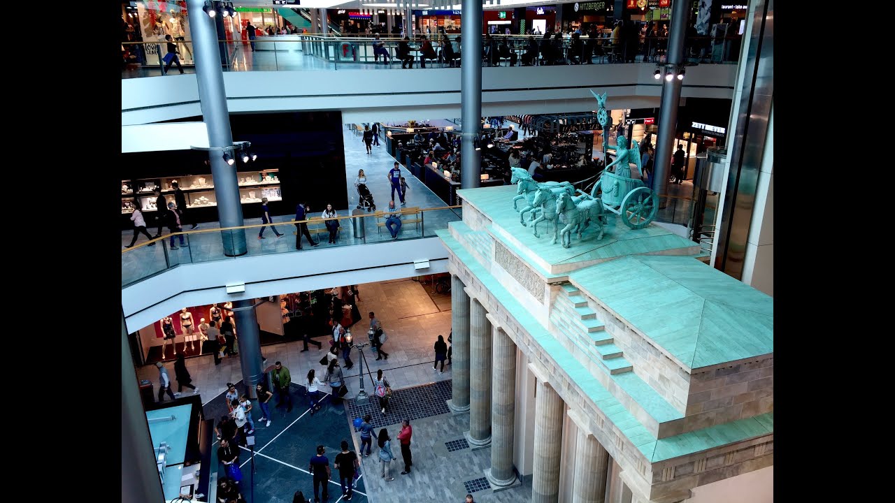 Durchs Brandenburger Tor im Glattzentrum