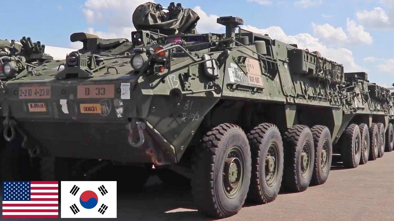 Армия США. Мощные боевые машины Stryker прибыли в Республику Корея.