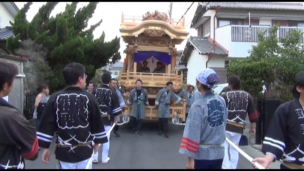 磐田市大泉町新屋台曳き廻し