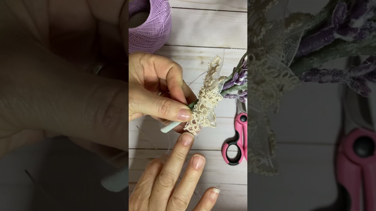 Five petal flower for beginning needle tatting