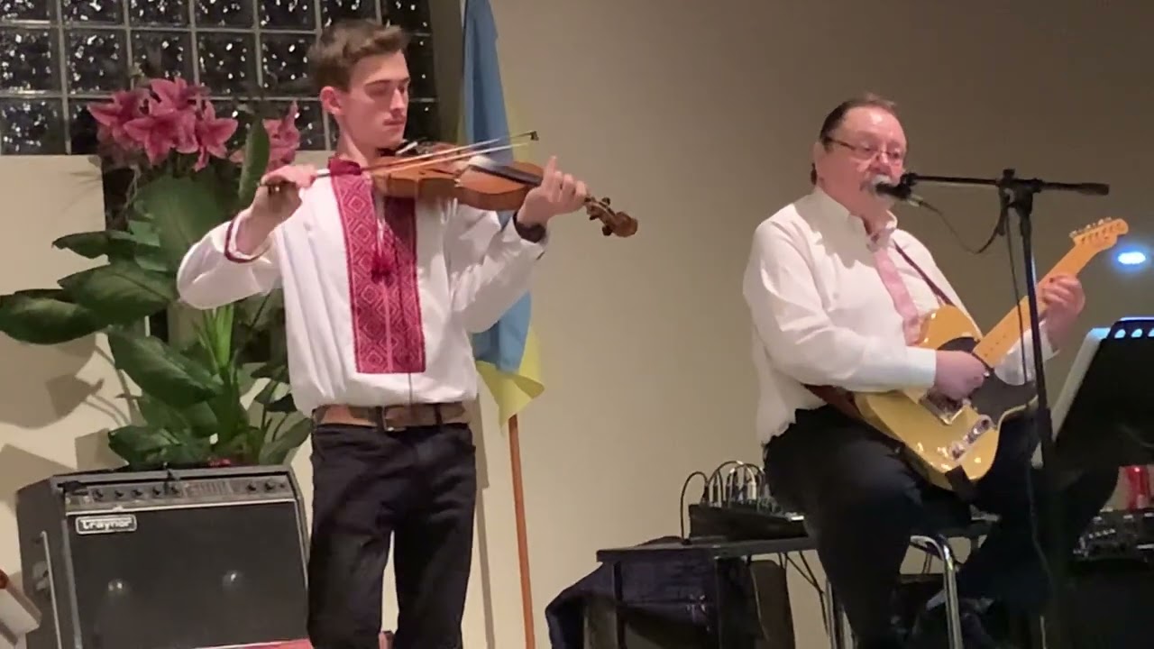 Brandon Hachkowski and Ukrainian Tradition (Saskatchewan Wheat Field Polka)