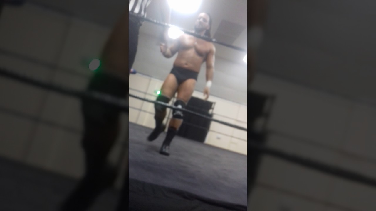 4 front wwe