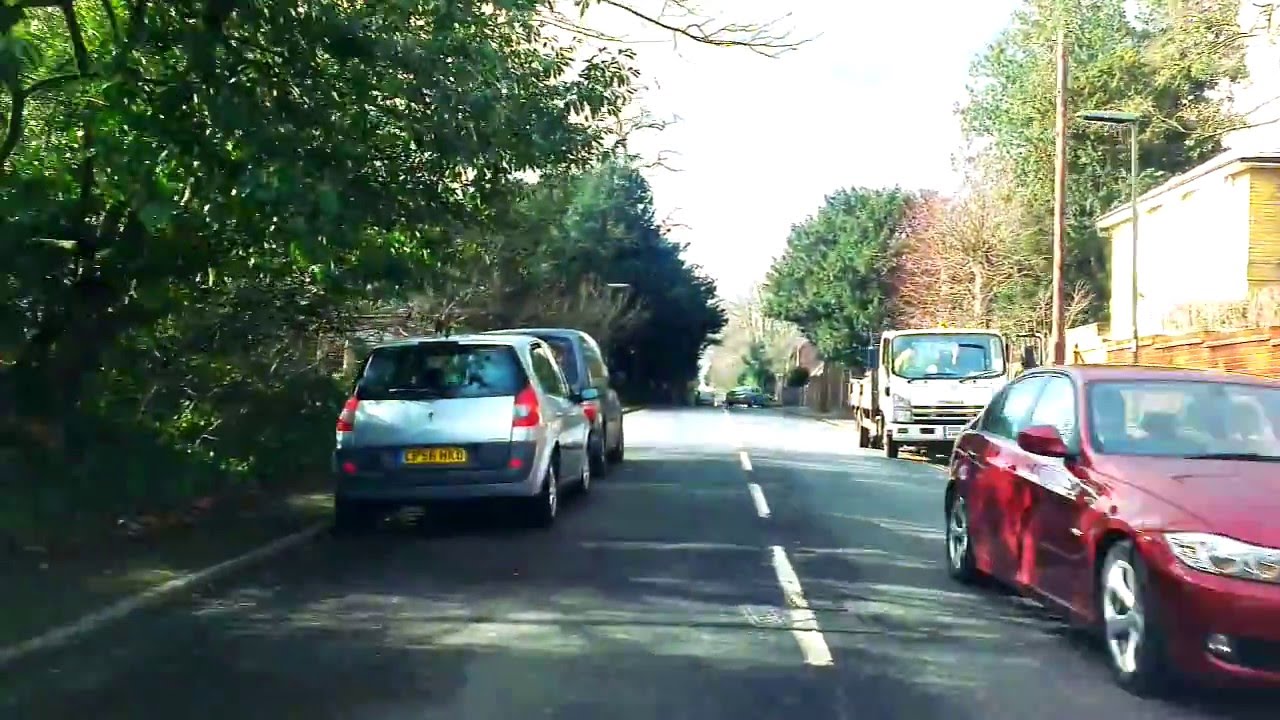 From Horley via Reigate to M25 J8