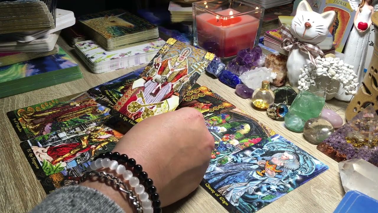 PROČ NEKOMUNIKUJE ? 🔮