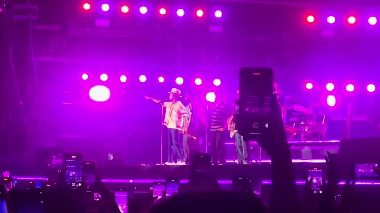 Uptown Funk - Bruno Mars 4.10.23