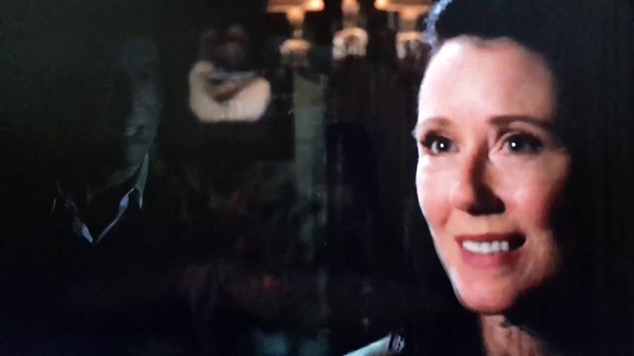 Mary McDonnell - Eleanor Carter - ER S8E11  Beyond Repair - 2002