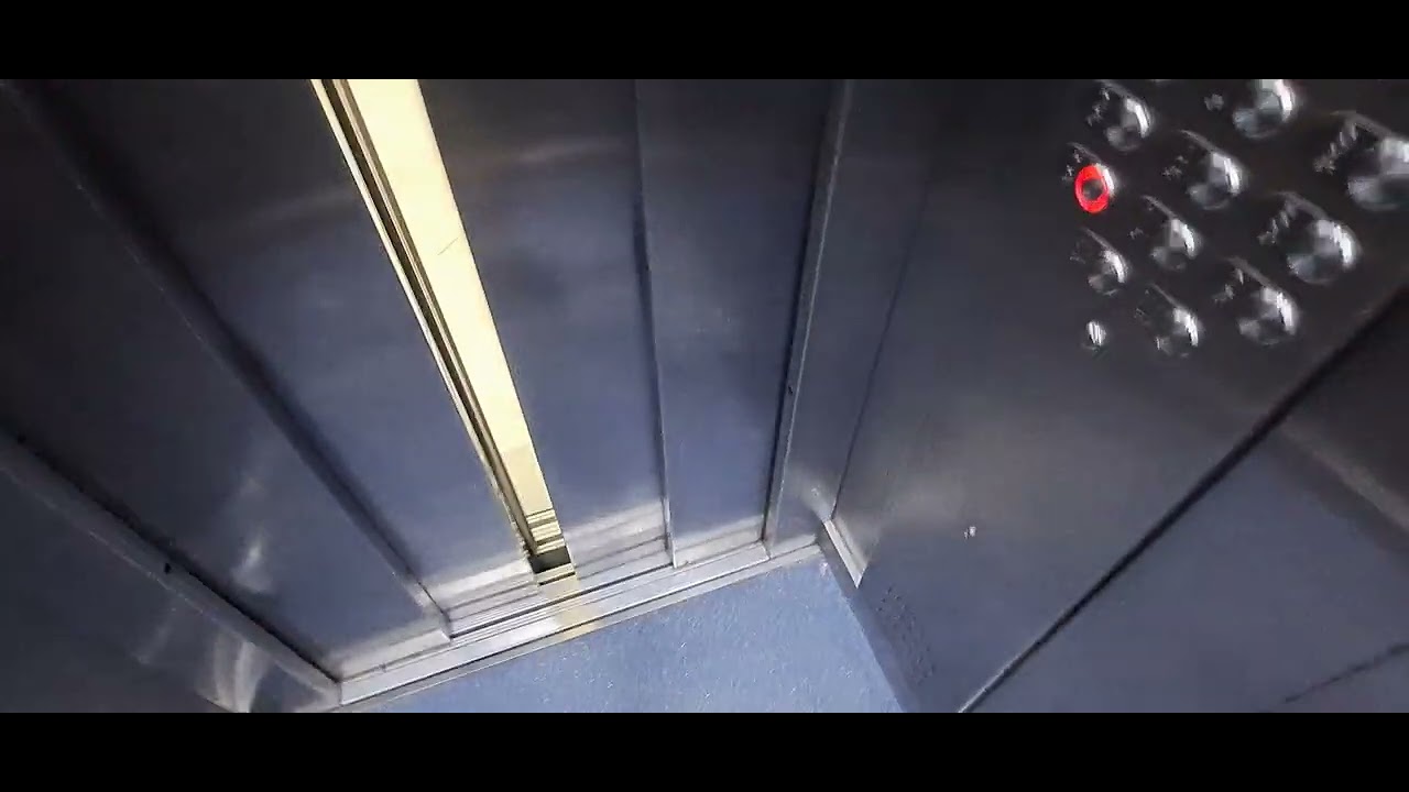 3 2015 RomVersis lifts at Hotel Riviera in Mamaia, Constanța, Romania