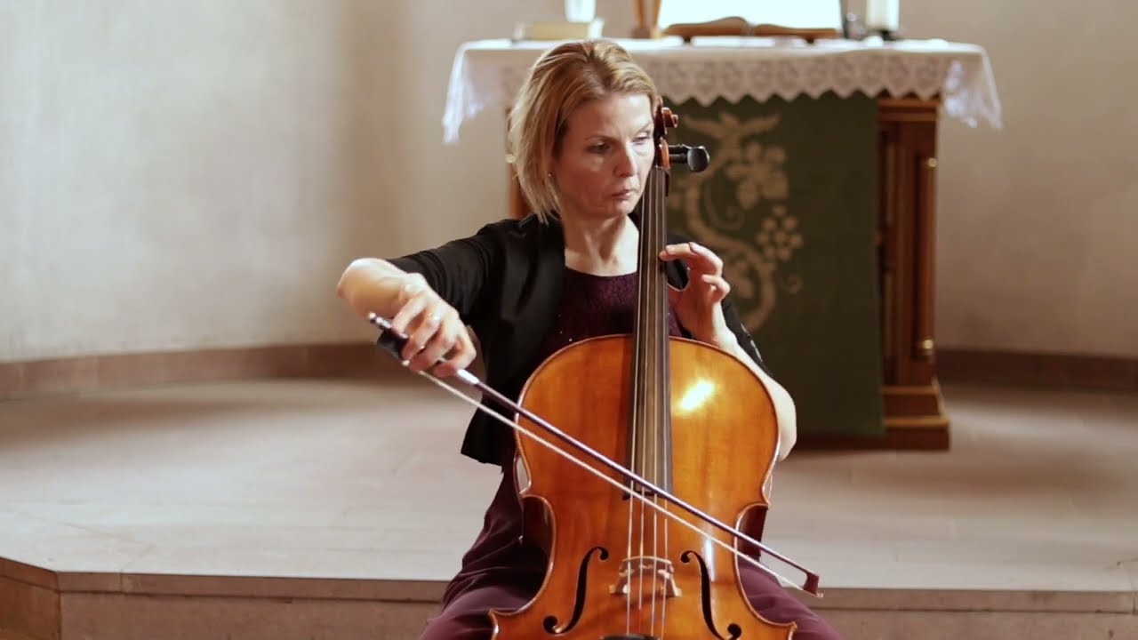 Kiki's Delivery Service - A Town With An Ocean View - J. Hisaishi - Cello + Piano