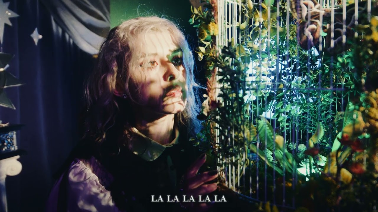MOTHICA - LULLABY (Official Visualizer)