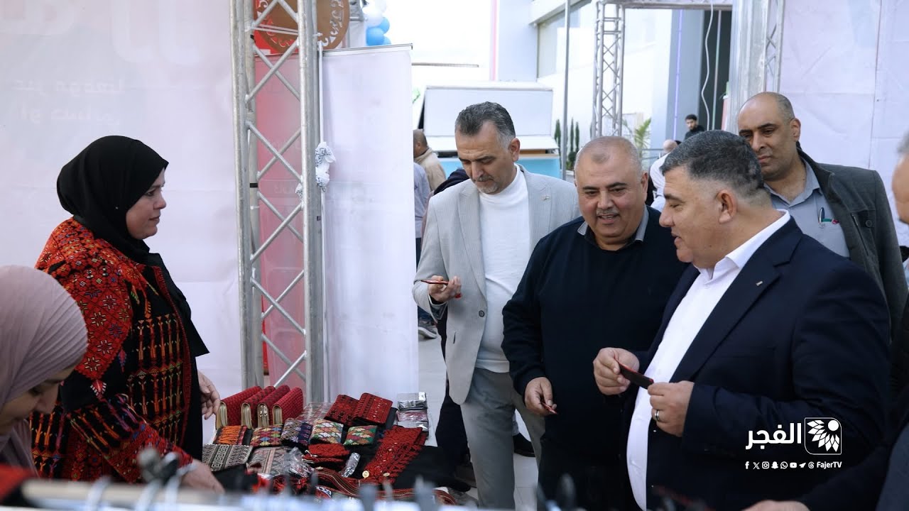 أجواء افتتاح مهرجان التسوق العائلي في المدفع لاند - نابلس