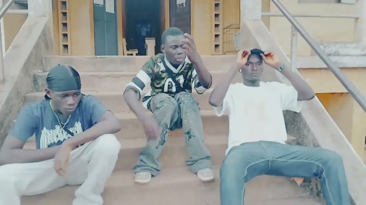 ARES 225 - LA MESSE ( Clip officiel ) by optimal musique 