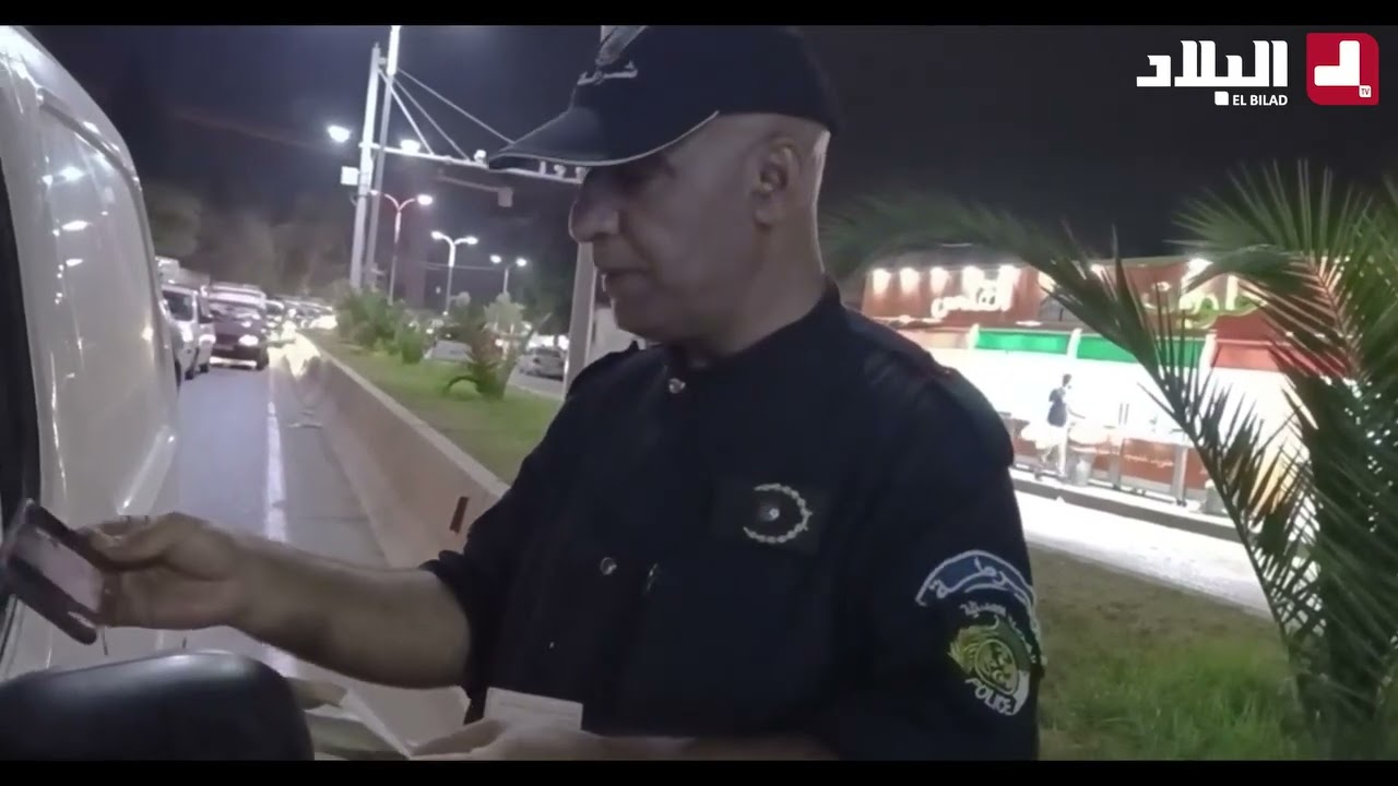 شـــاهدوا .. في عمليات متفرقة شرطة البليدة توقف 44 شخصا محل أمر قضائي وتحجز 30406 وحدة من المفرقعات