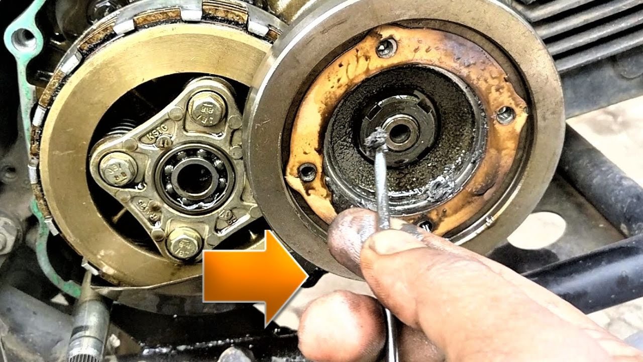 How To Clean Oil Filter & Change Oil | Centrifugal Oil Filter Cleaning | HERO HONDA PASSION PRO