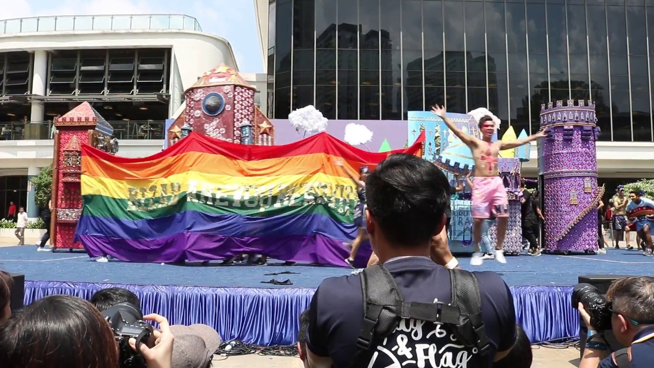 ★NUS Orientation 2018 Rag and Flag - NUS School of Business 8of11 [HD]