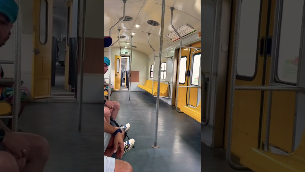 Took a #train into #CapeTown What a great experience. #trains #trainspotter #capetownvlog #trainride