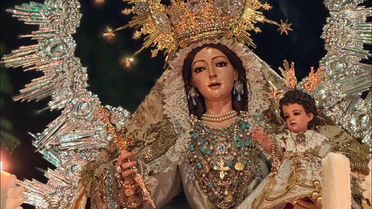 [4K] "Regina Sacratissimi Rosarii" para la Virgen del Rosario del Barrio León | 