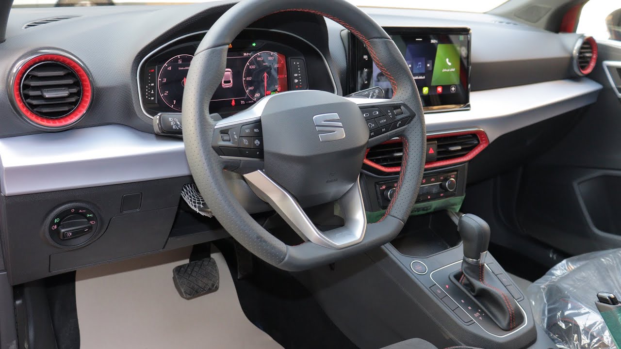 Seat Ibiza 2025 FR, Desire Red Interior review