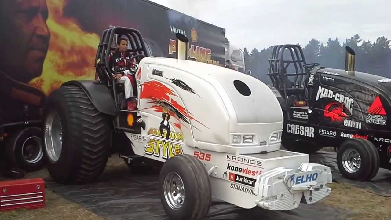 Gangnam style pro stock engine warm up.