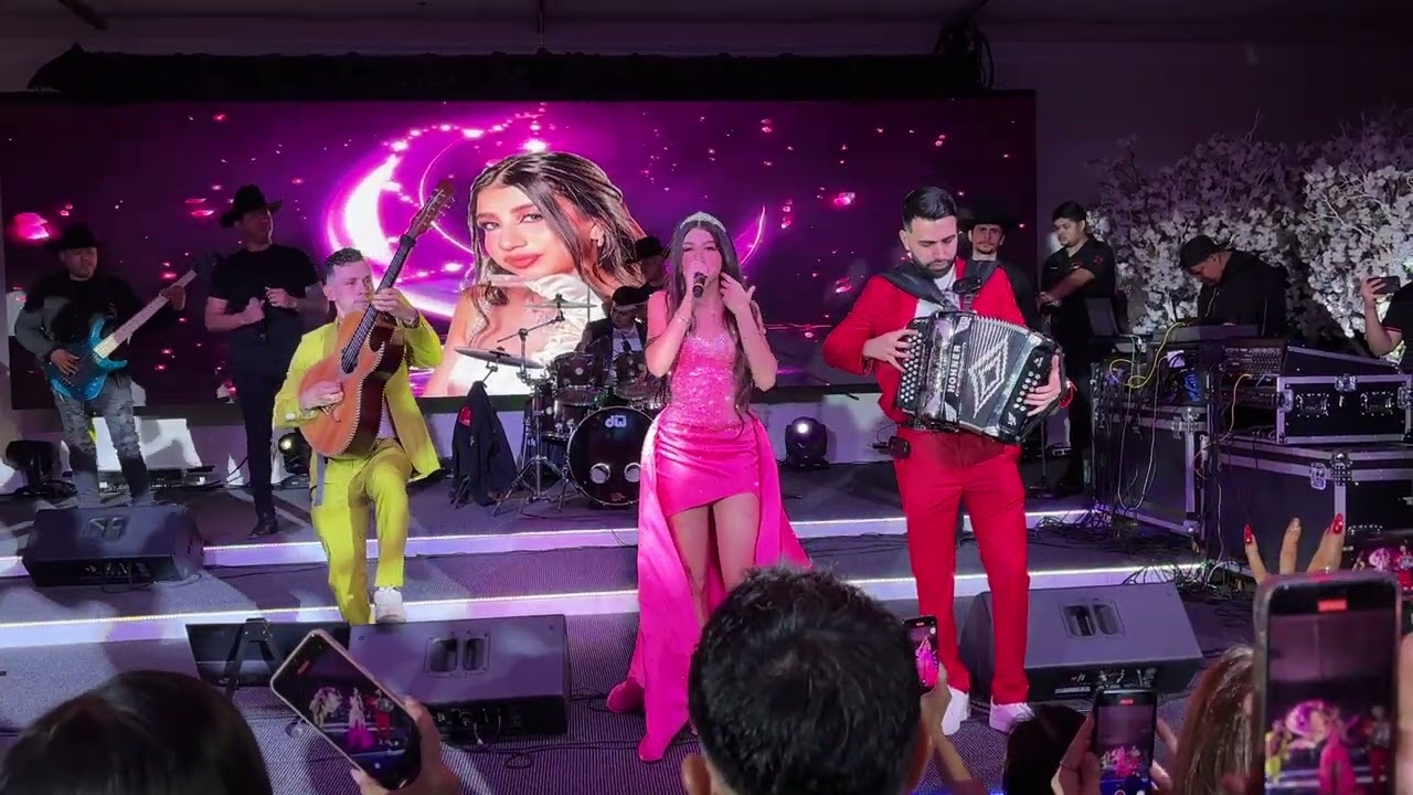 Delante de mi - Luna y Los Parras