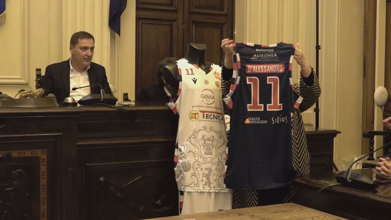 I saluti alla Pallacanestro Montecatini