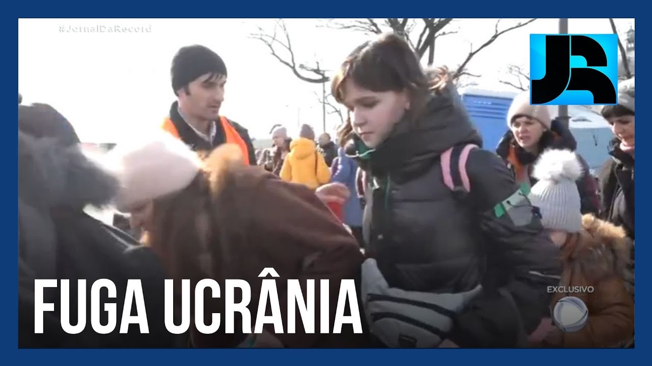 Ucranianos tentam fugir a todo custo das áreas de bombardeio no país