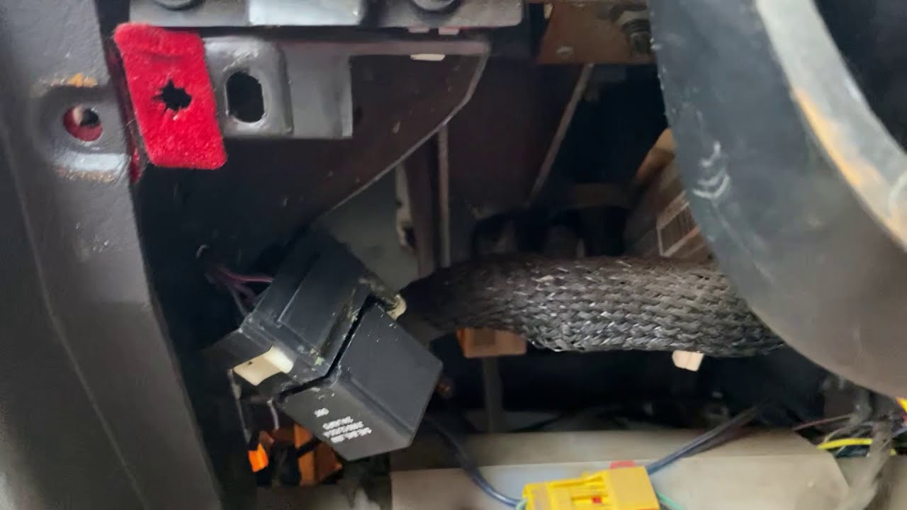 1998-2001 Jeep Cherokee XJ Turn signal relay tutorial