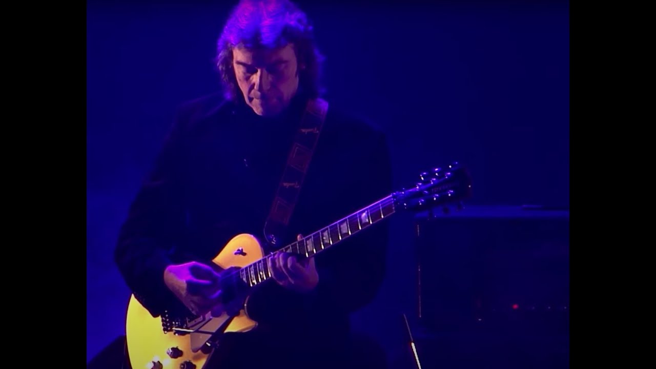 Steve Hackett & Genetics play Fly On A Windshield / Broadway Melody Of 1974 (Genesis)