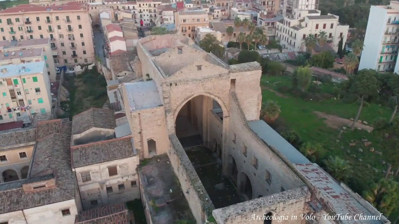 Santa Maria dello Spasimo   flying