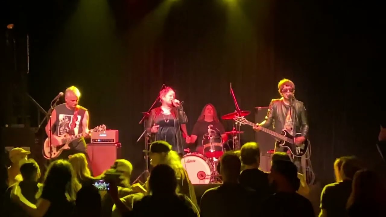The Avengers band The American in Me. Penelope Houston, Greg Ingraham, Hector Penalosa, David Bach