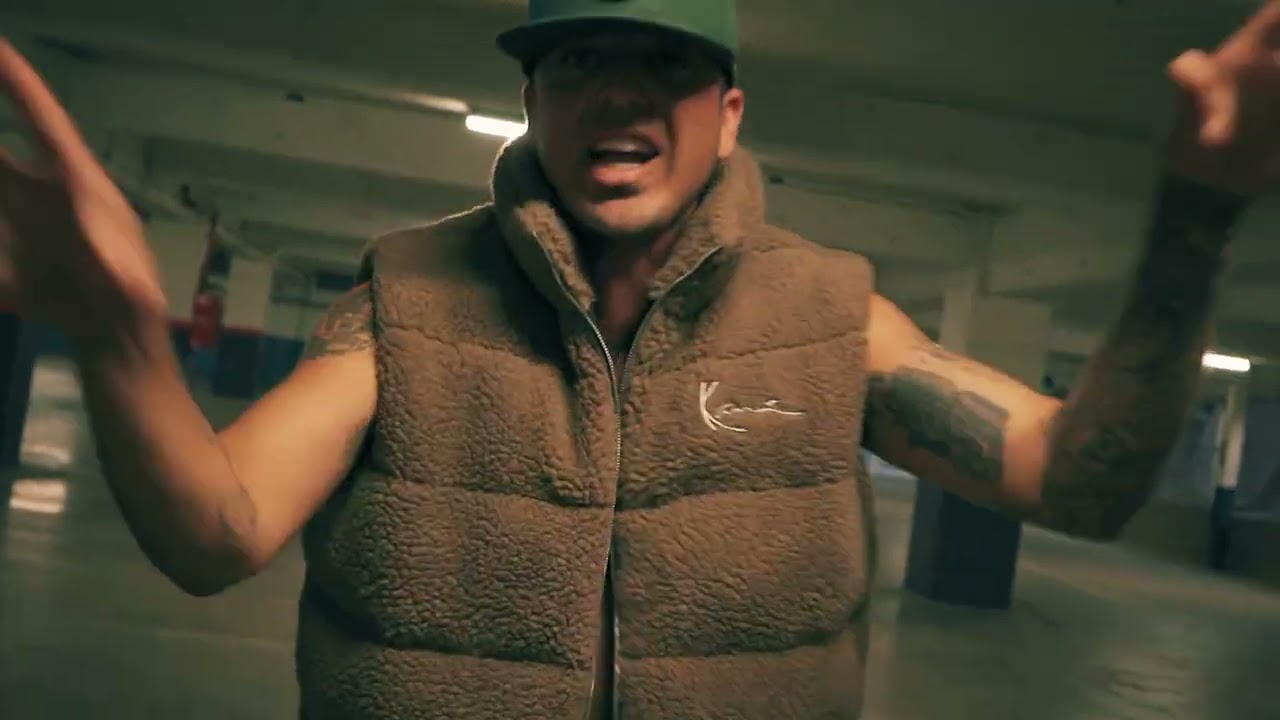 EL CHAPLINAZO - UNA VIA ( VIDEO OFICIAL) PROD.THENORTHSTYLE