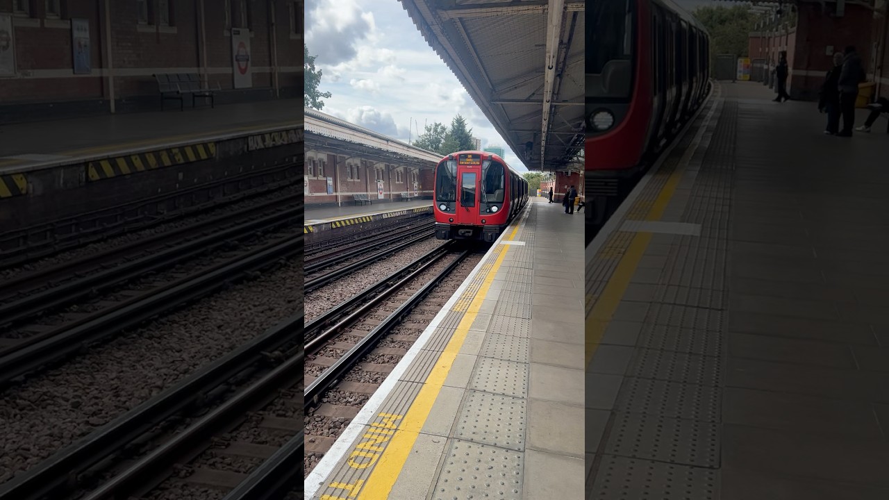 London Underground Trains | London Tube