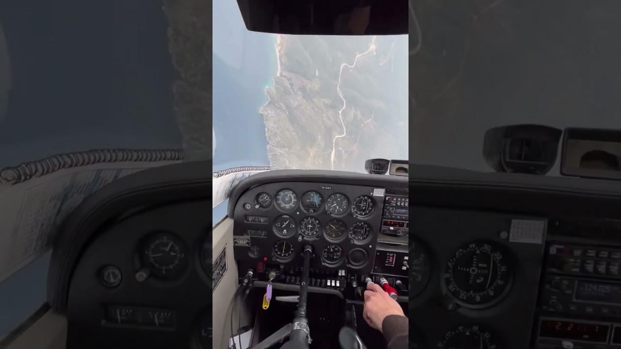 Cessna airplane going crazy! #UPRT UPRTtraining #studentpilot #pilotschool #pilotlife #spin #cessna