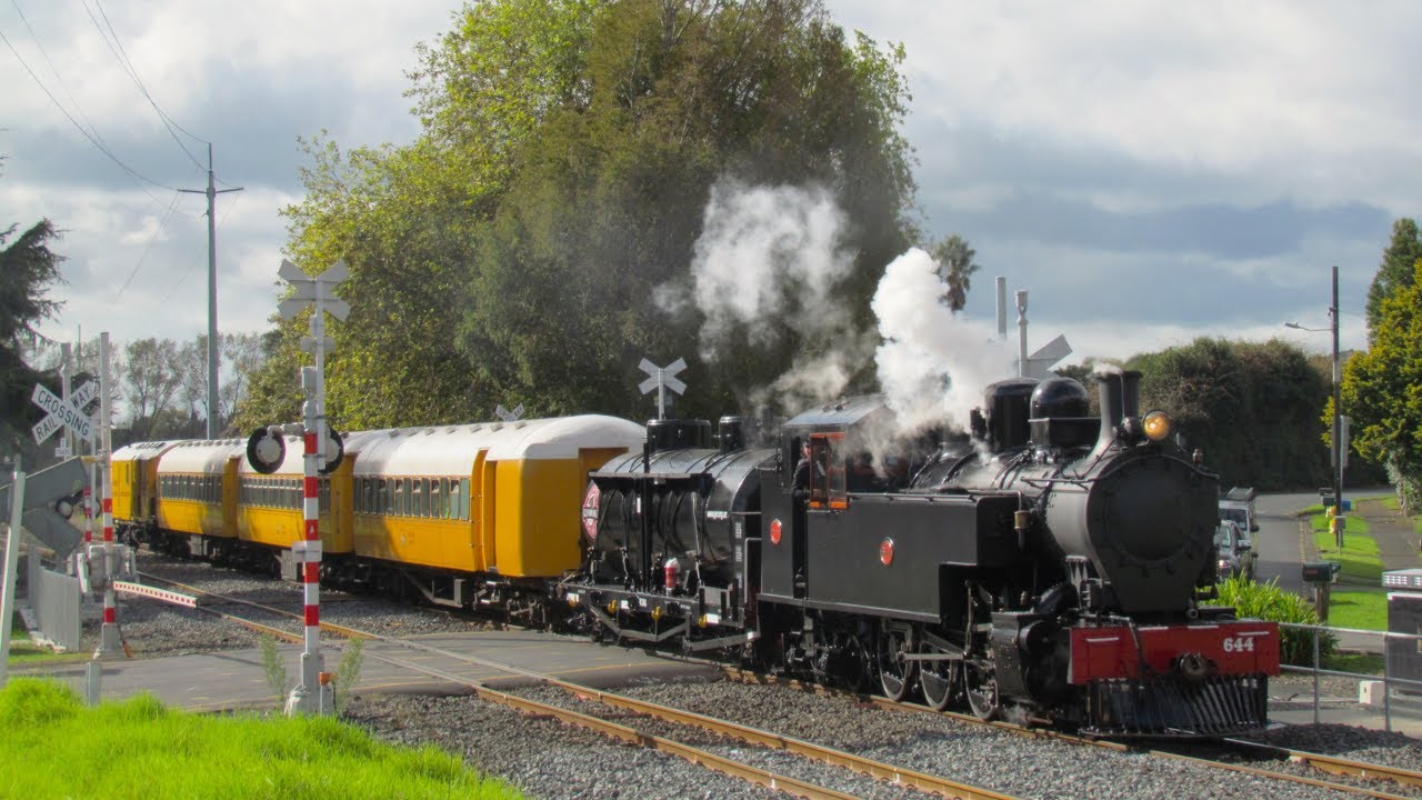Waikato Steam - Ww644's private charter to Te Mawhai! (HD)