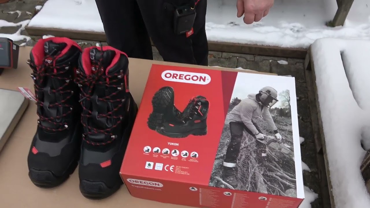 Hier wird der Oregon Schnittschutzschuh Yukon Lederstiefel ausführlich vorgestellt.