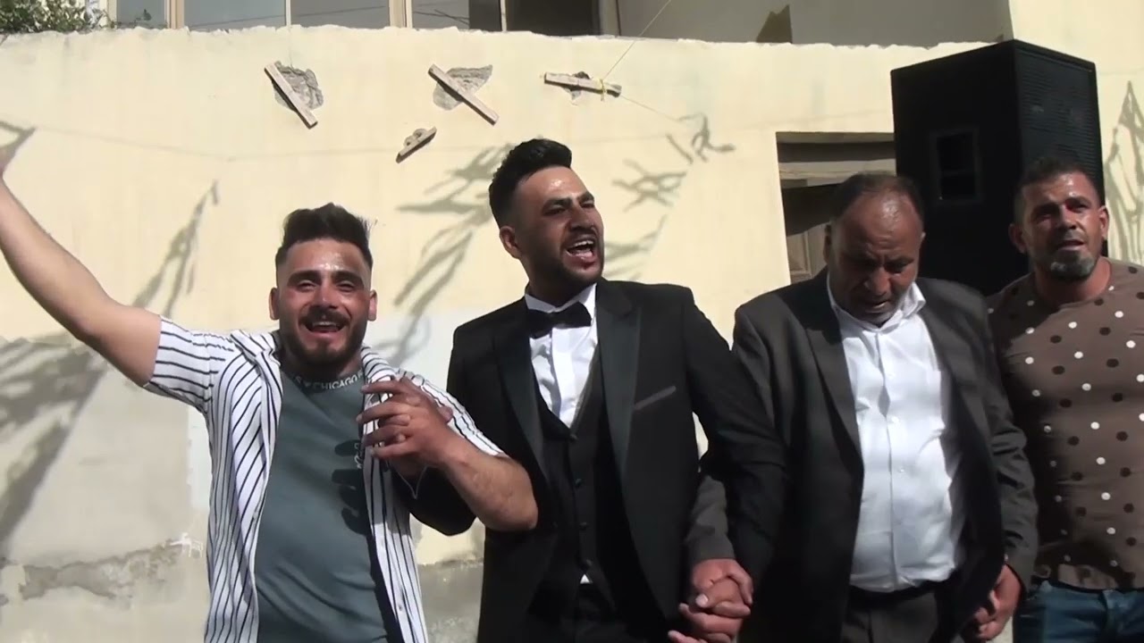 افراح ال حمامي  الفنان حازم درويش شاعر المليون عوض البكر ابو المجد عازف الورق احمد الخطيب