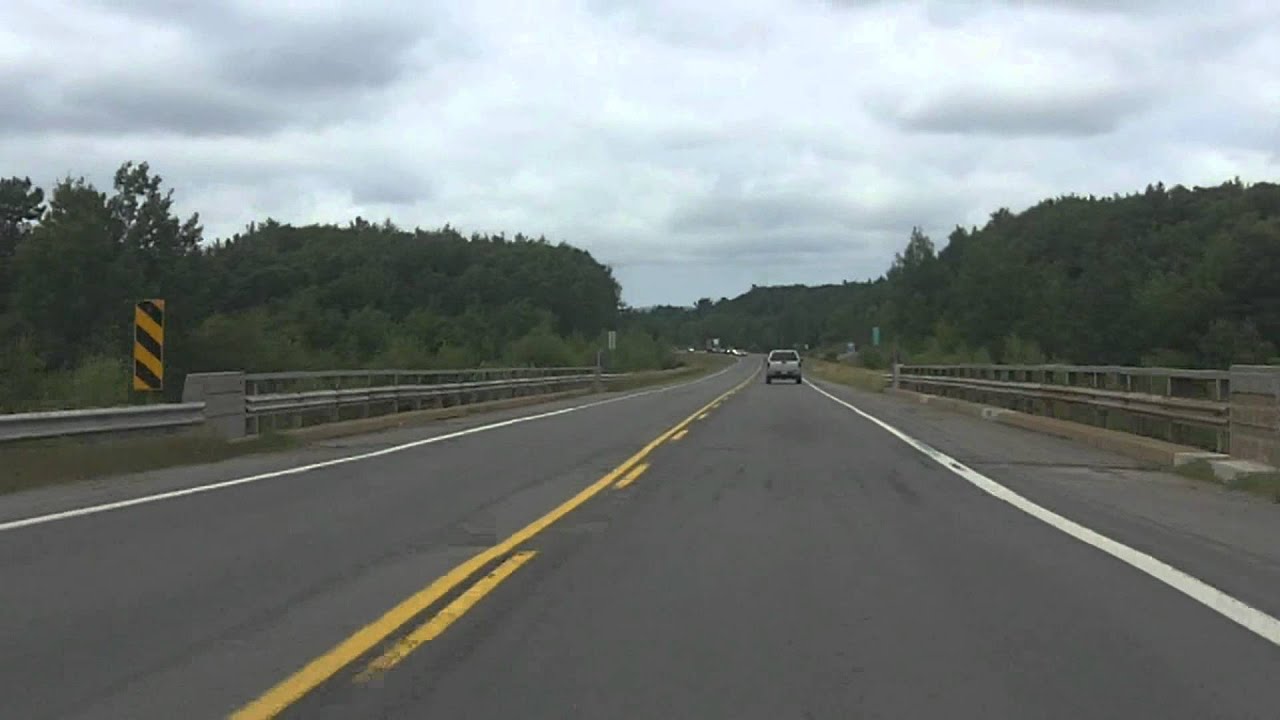 Driving Nova Scotia Highway 101 - Avonport to Kingston