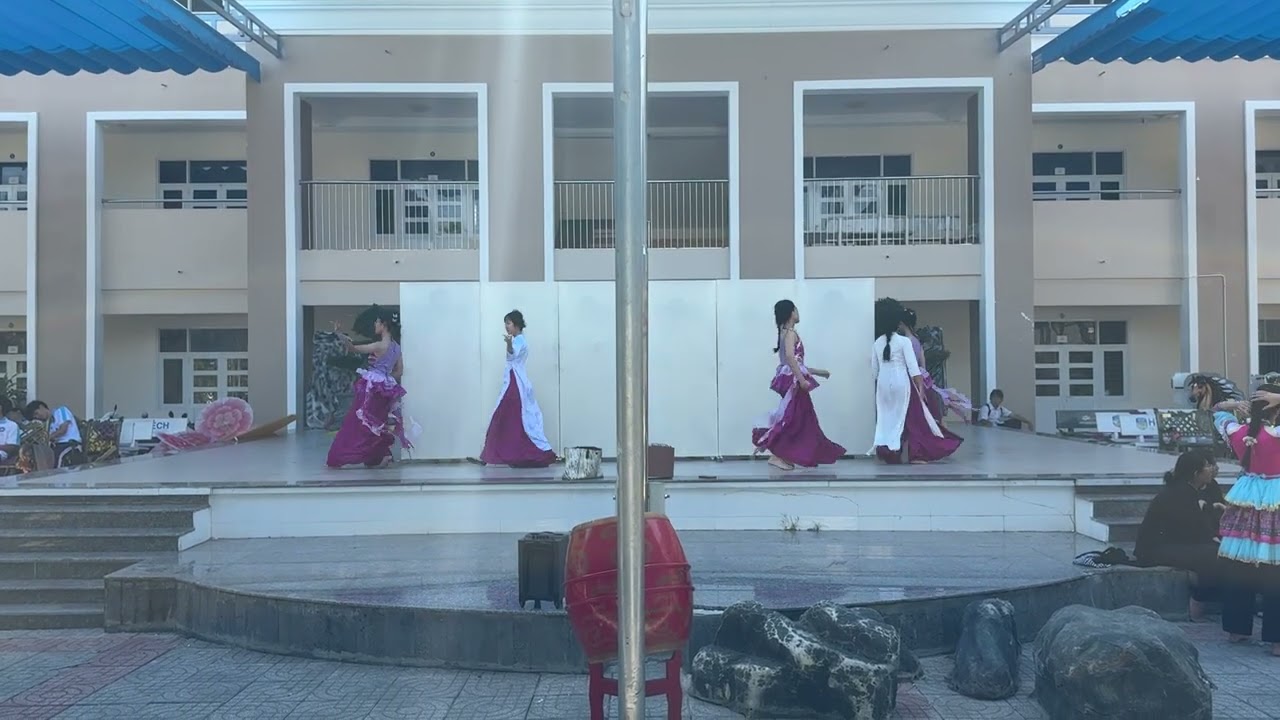 Múa: Nguyệt Ảnh Liên Hoa 