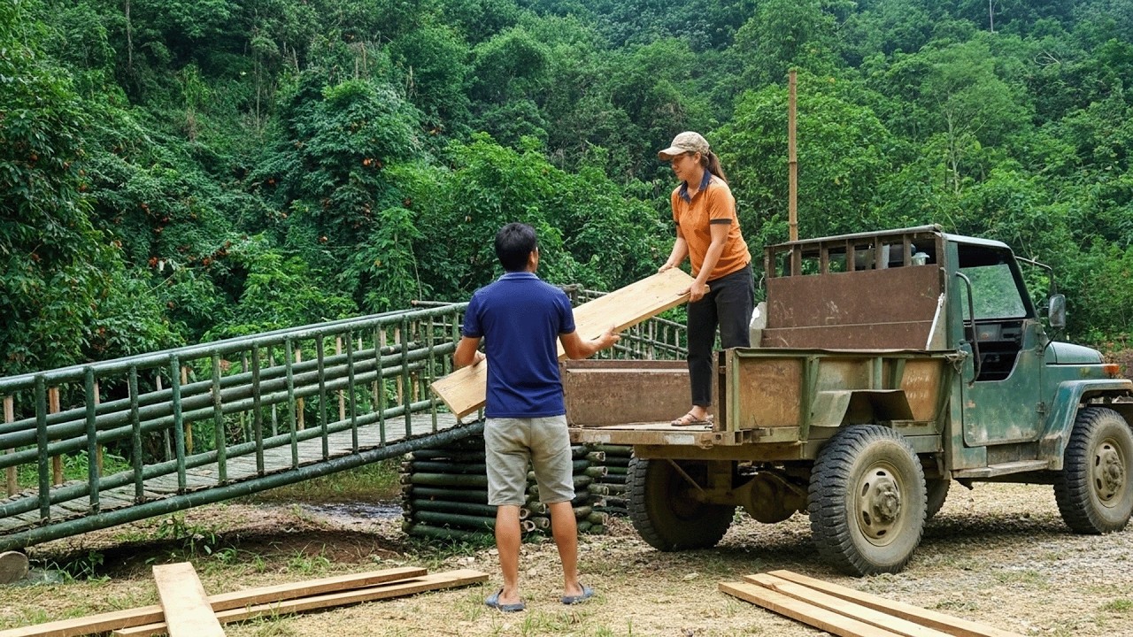 Step by Step Building a Bamboo Bridge Across the River for Convenient Travel