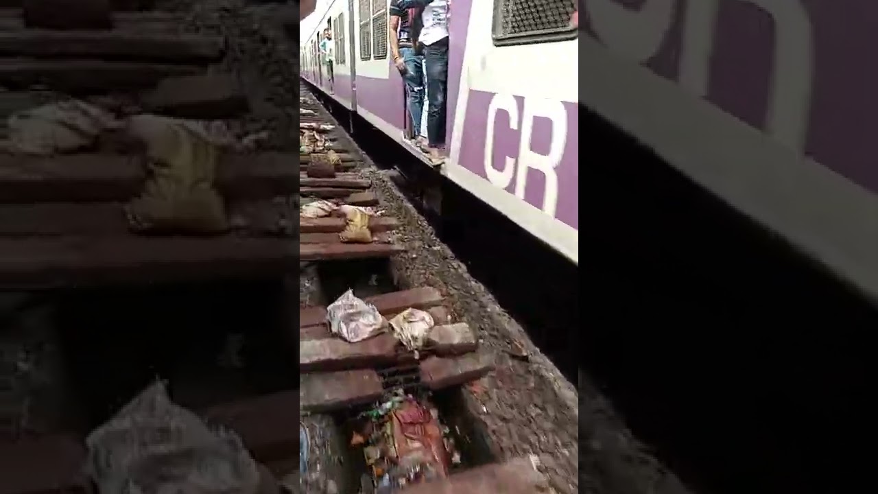 train accident Thane to kalva local train tervling #shotsvideo
