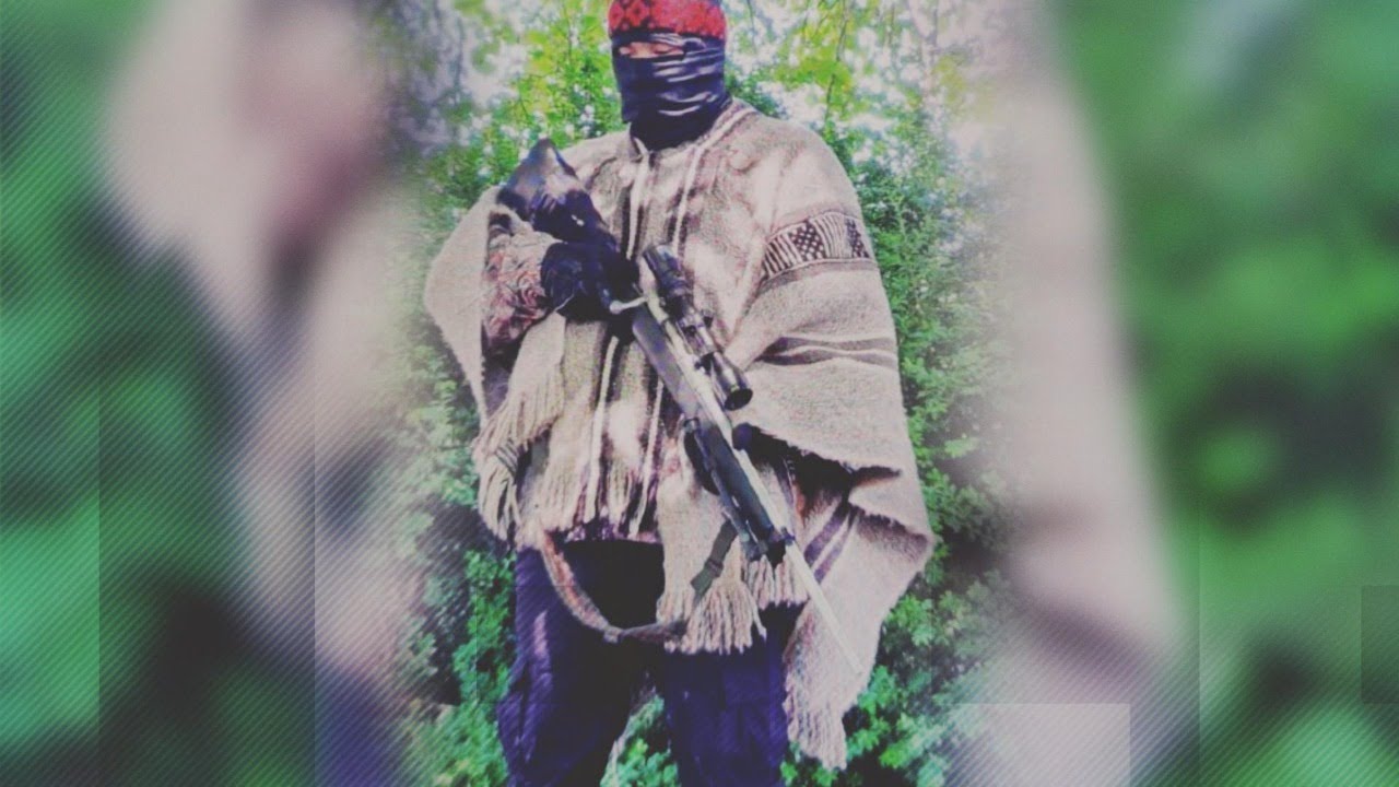 Los registros que muestran a “el chino” disparando fusil de guerra